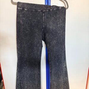 Comfortable casual pull-on pants with flair studded accent legs, size: L